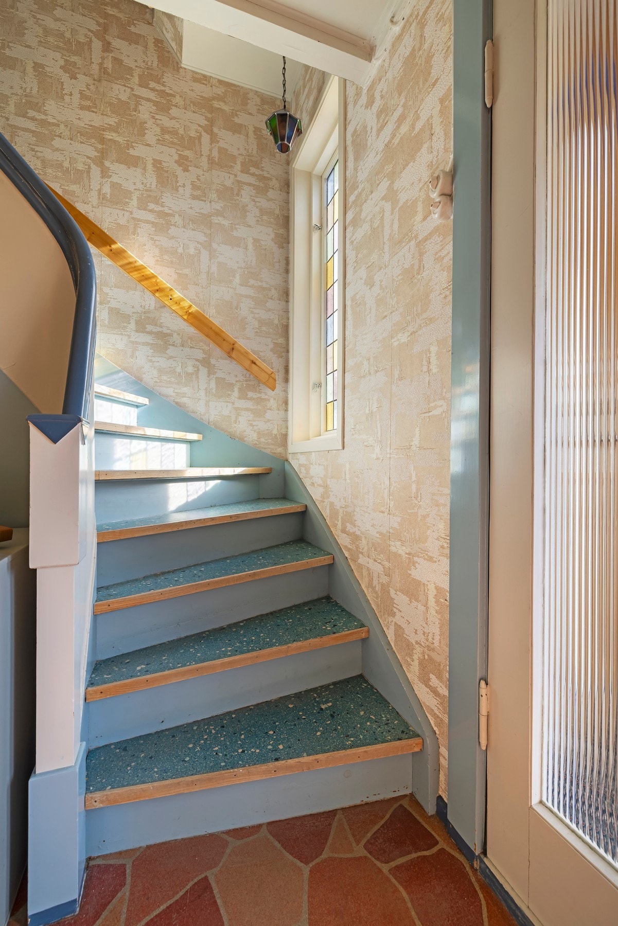 Trapperom opp til 2. etasje Galleribilde