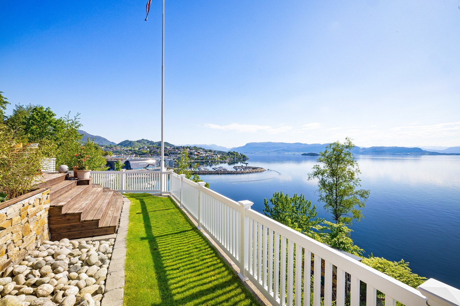 Meget gjennomtenkte uteområder. Galleribilde