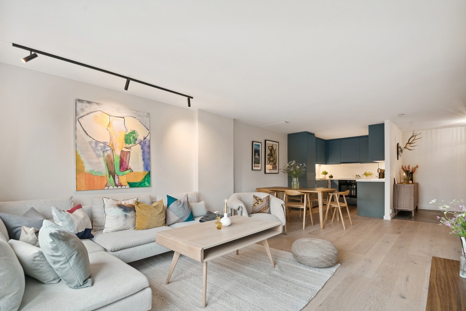 Velkommen til Grevlingåsen 15B på Hosle- Presentert av Marie Malén Frogner, Eiendomsmegler 1. Galleribilde