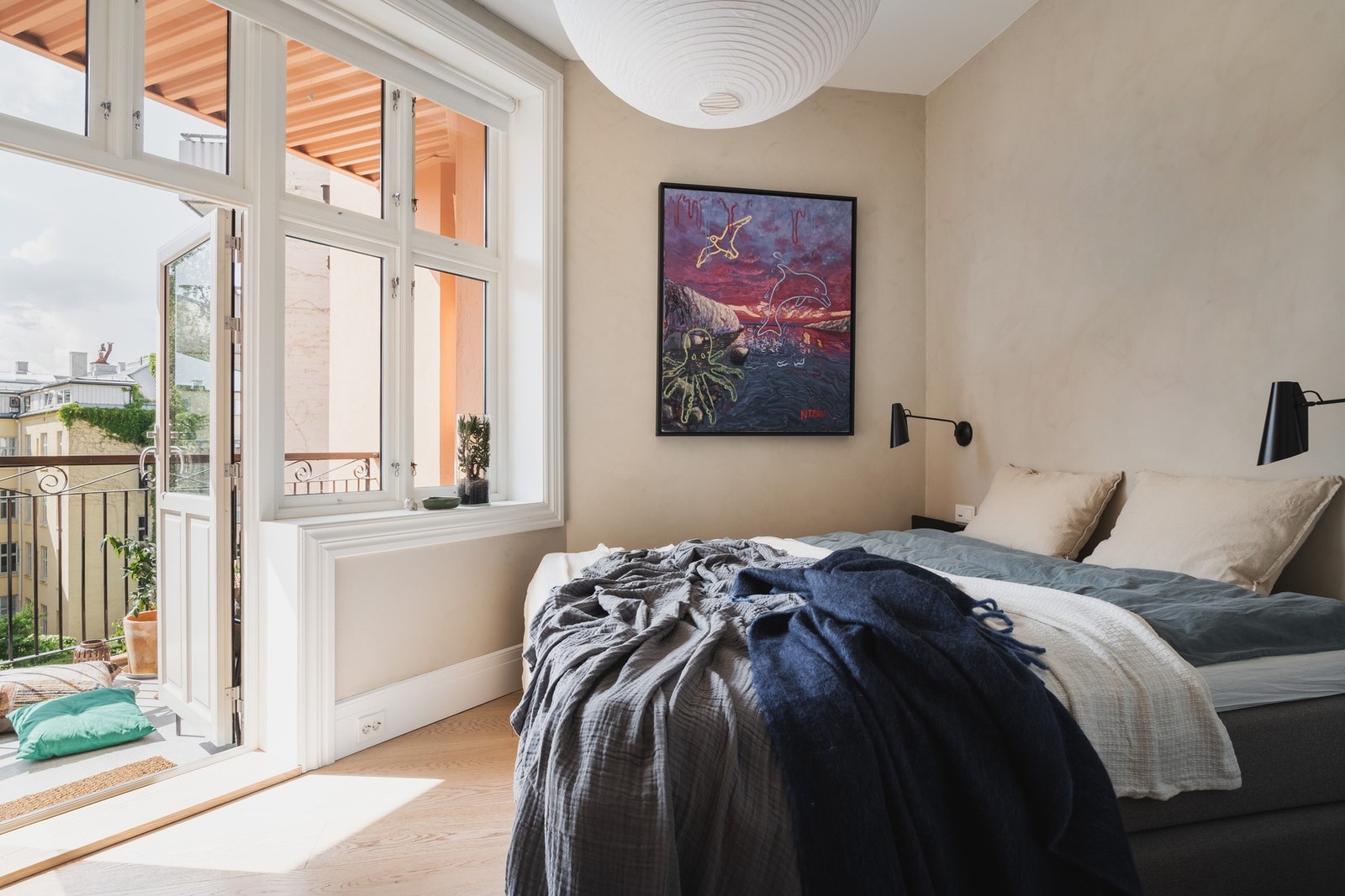 Romslig areal og egen balkong. Galleribilde