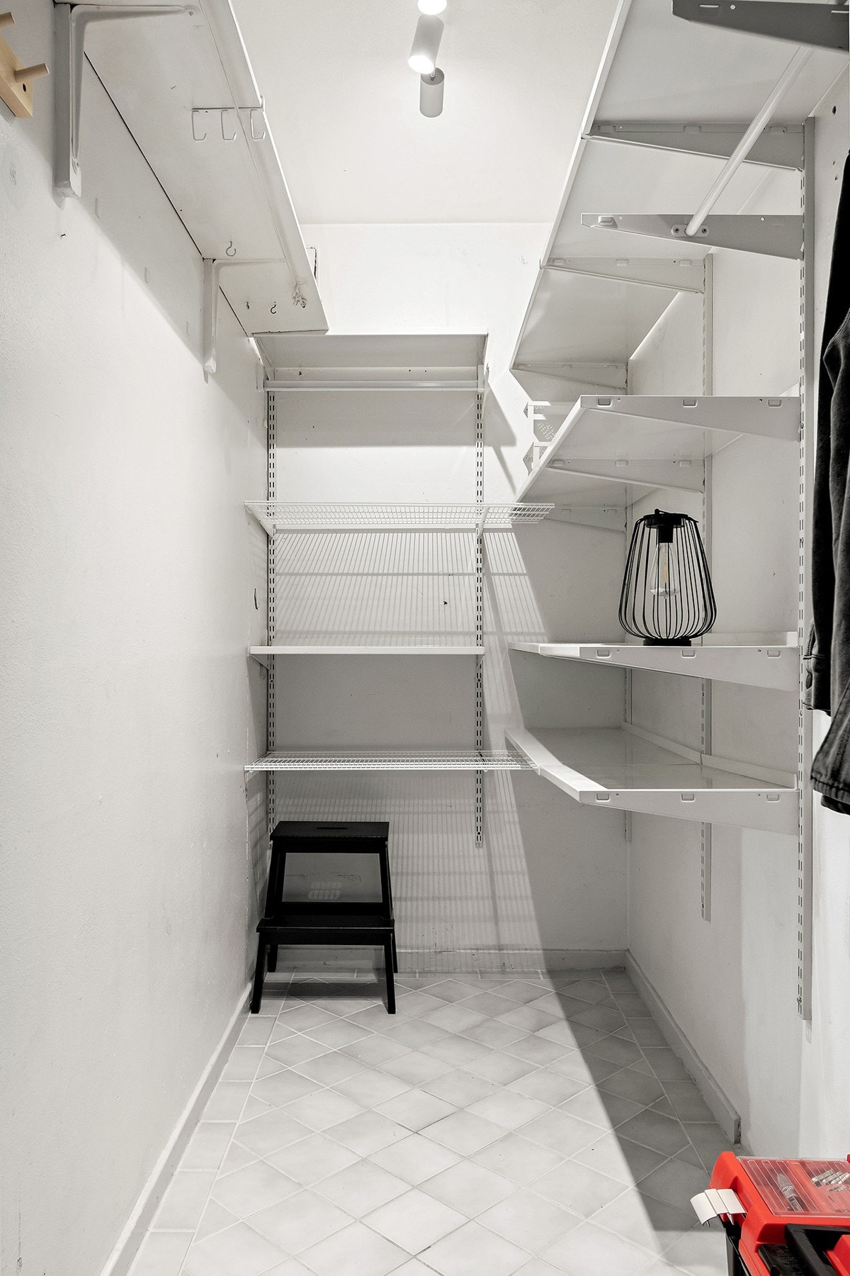 Leiligheten har en praktisk innvendig bod på 4 m². Galleribilde