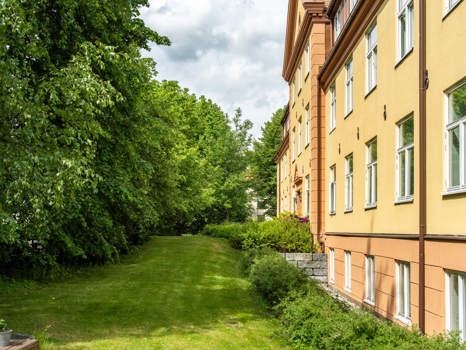 Borettslaget oppleves som veldrevet med hyggelige naboer. Borettslaget består av 40 leiligheter. Galleribilde