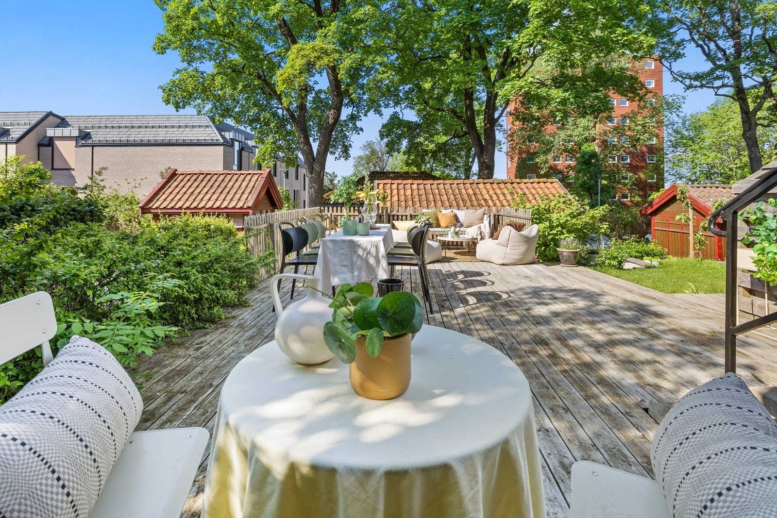 Hageparsellen er familiens favorittsted på varme sommerdager. Galleribilde