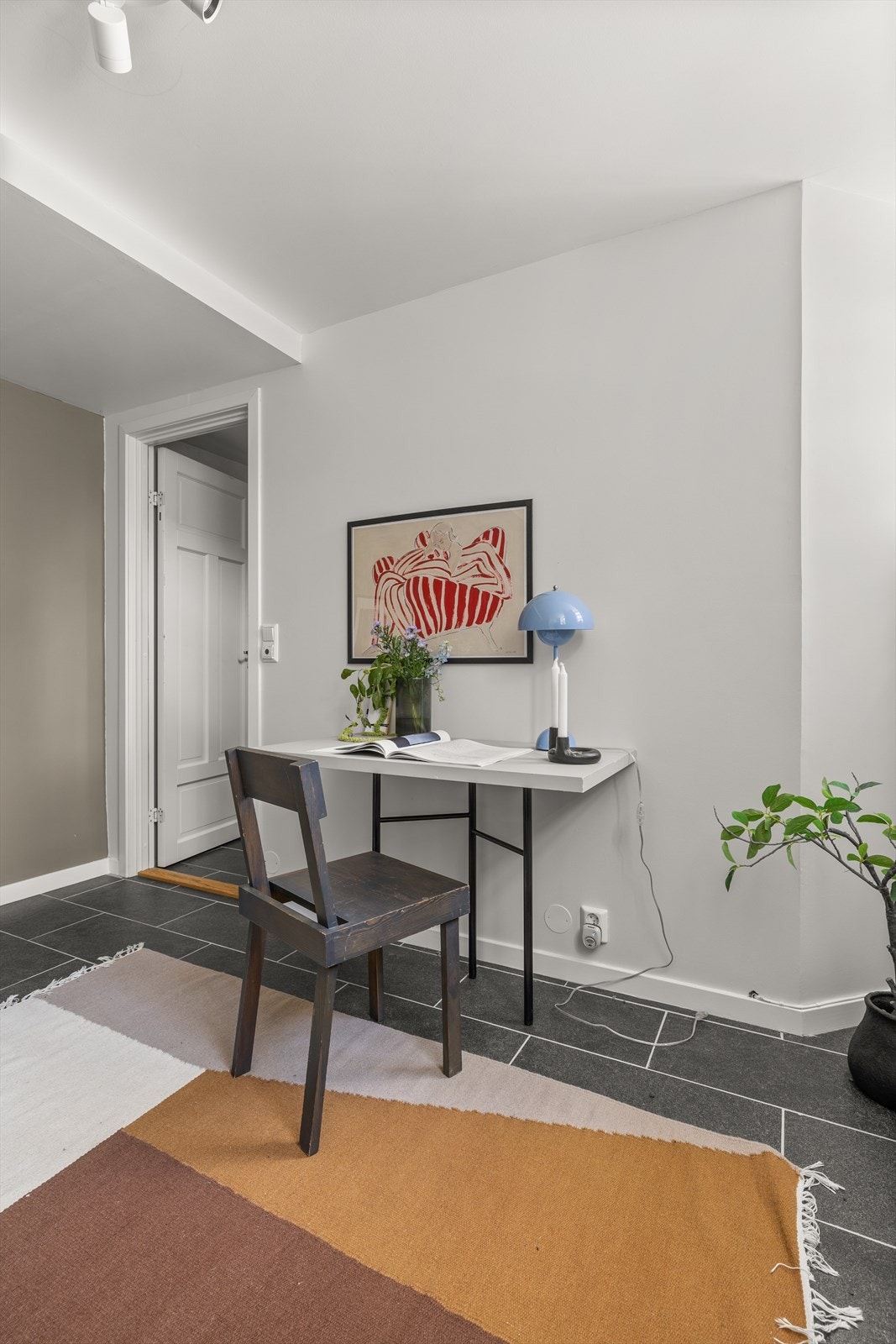 Plass til skrivebord. Galleribilde