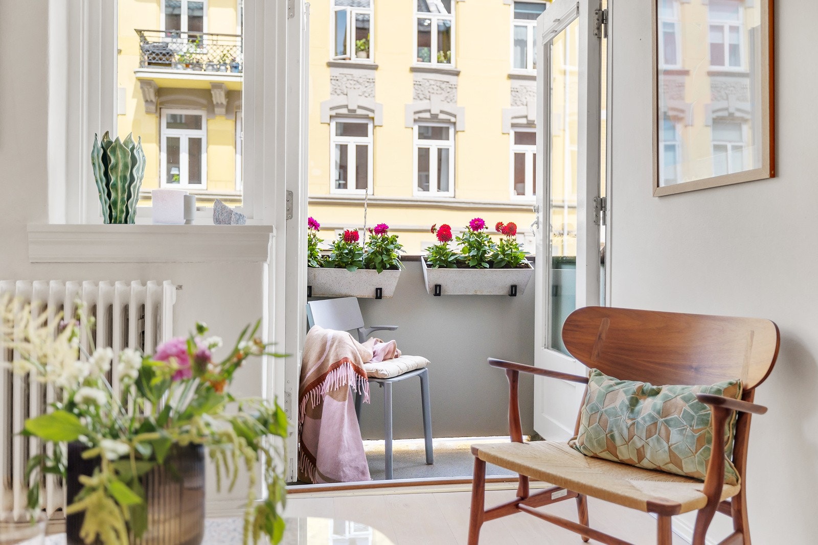 Leiligheten vender ut mot stille og rolig sidegate. Galleribilde