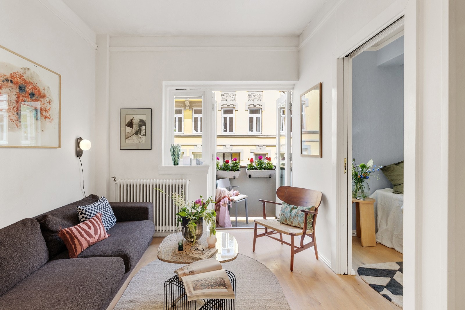 Velkommen til Colletts gate 10 B! Leiligheten er presentert av Lene Brekken i Schala & Partners eiendomsmegling. Galleribilde