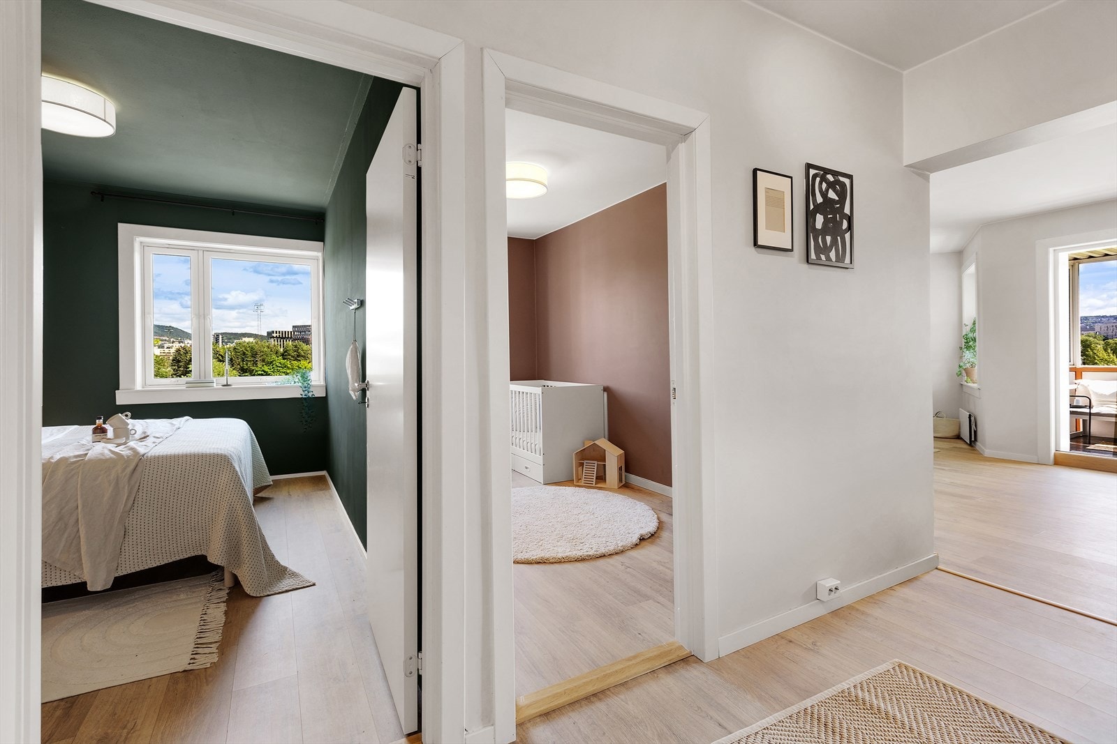 Leiligheten har to lyse og pene soverom. Galleribilde