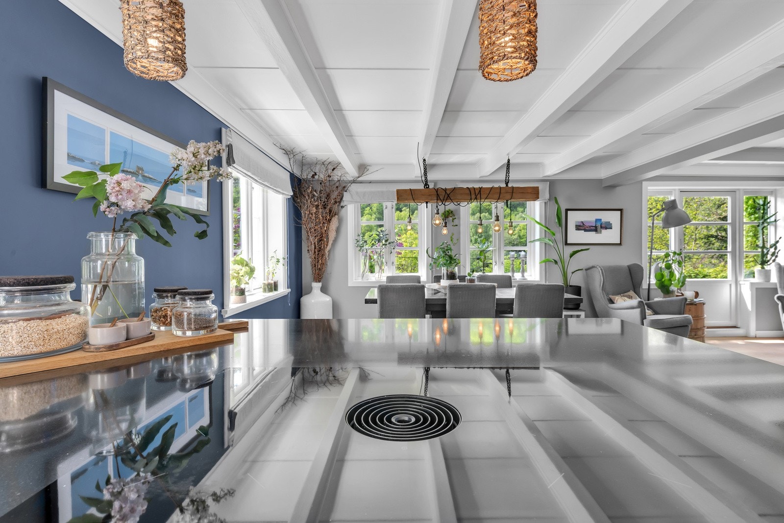 Koketoppen har integrert ventilator. Galleribilde