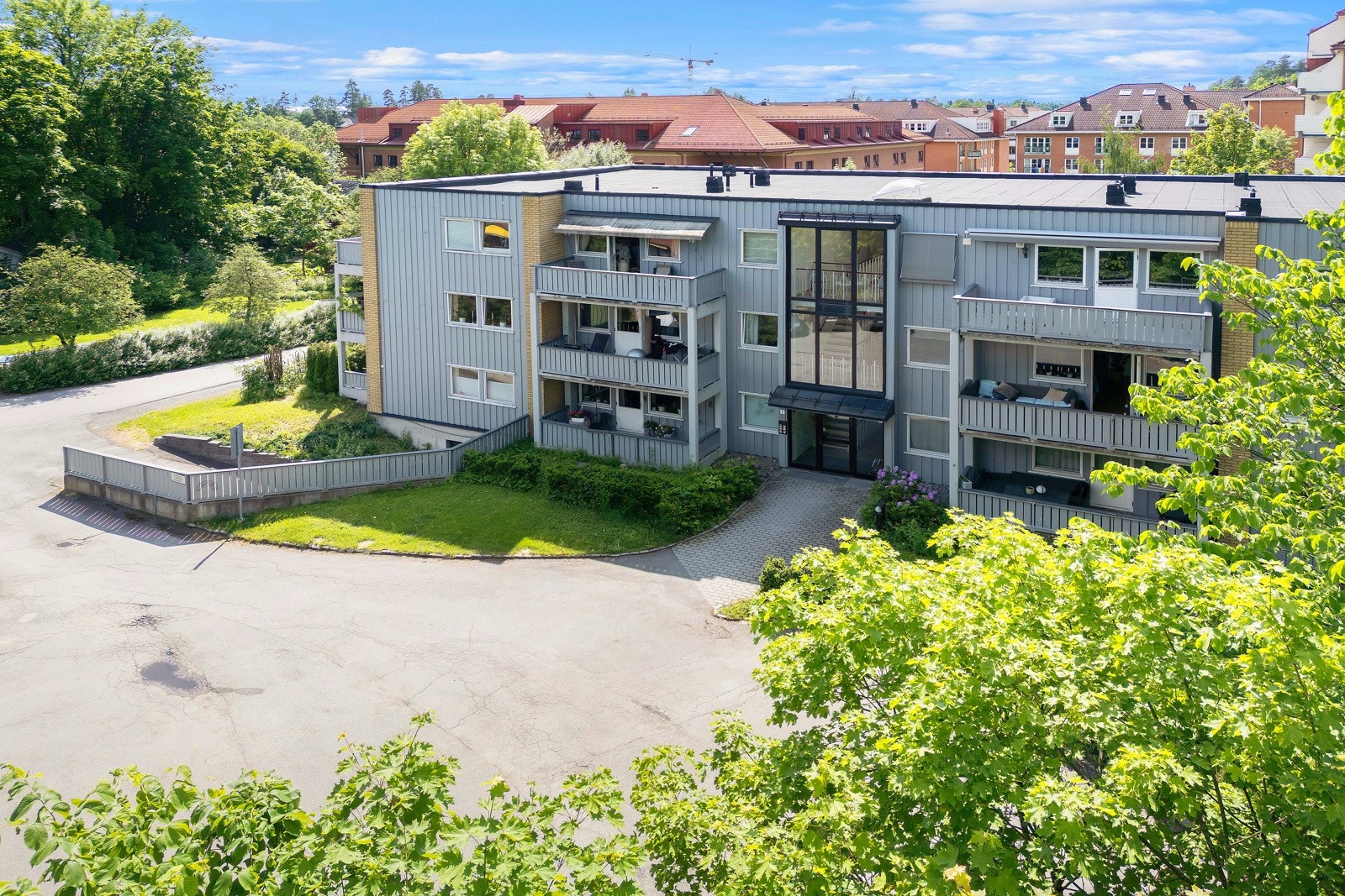 Jernbaneveien 1 - Et lite, veldrevet sameie midt i hjertet av Stabekk Galleribilde