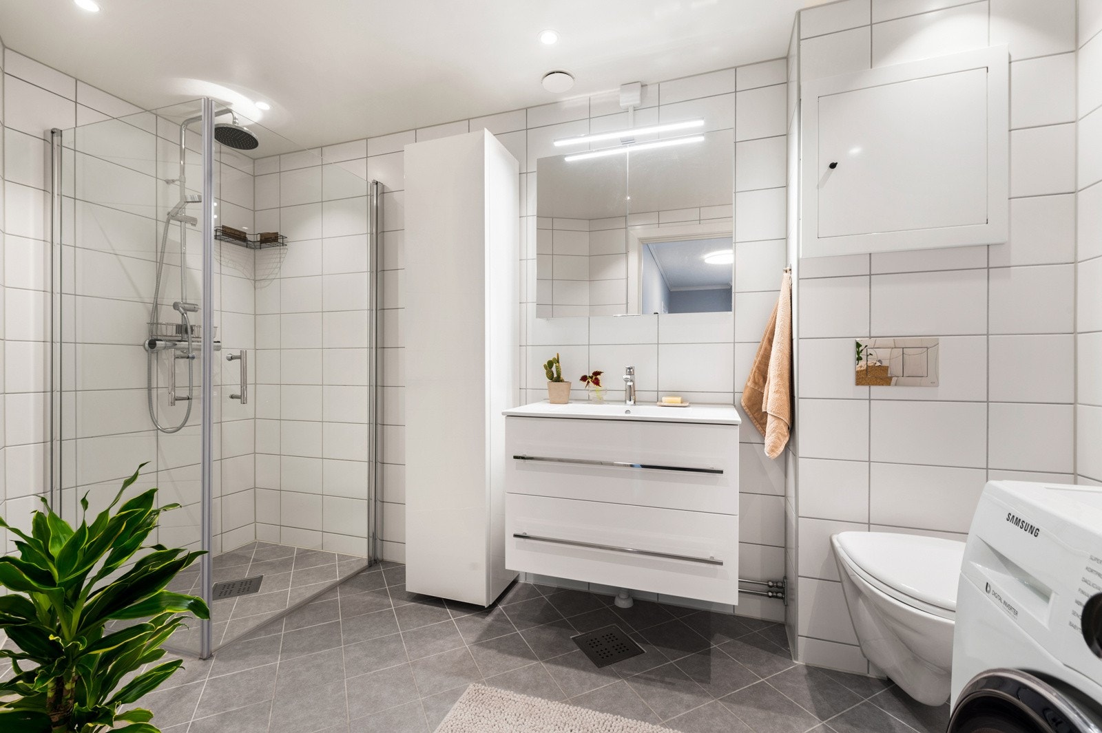 Badet ble totalt modernisert i regi av borettslaget i 2018. Galleribilde