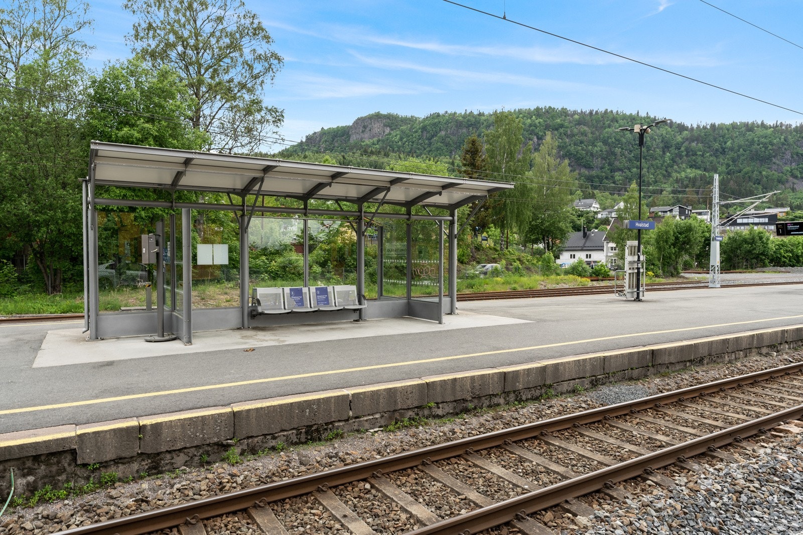 Hvalstad togstasjon Galleribilde