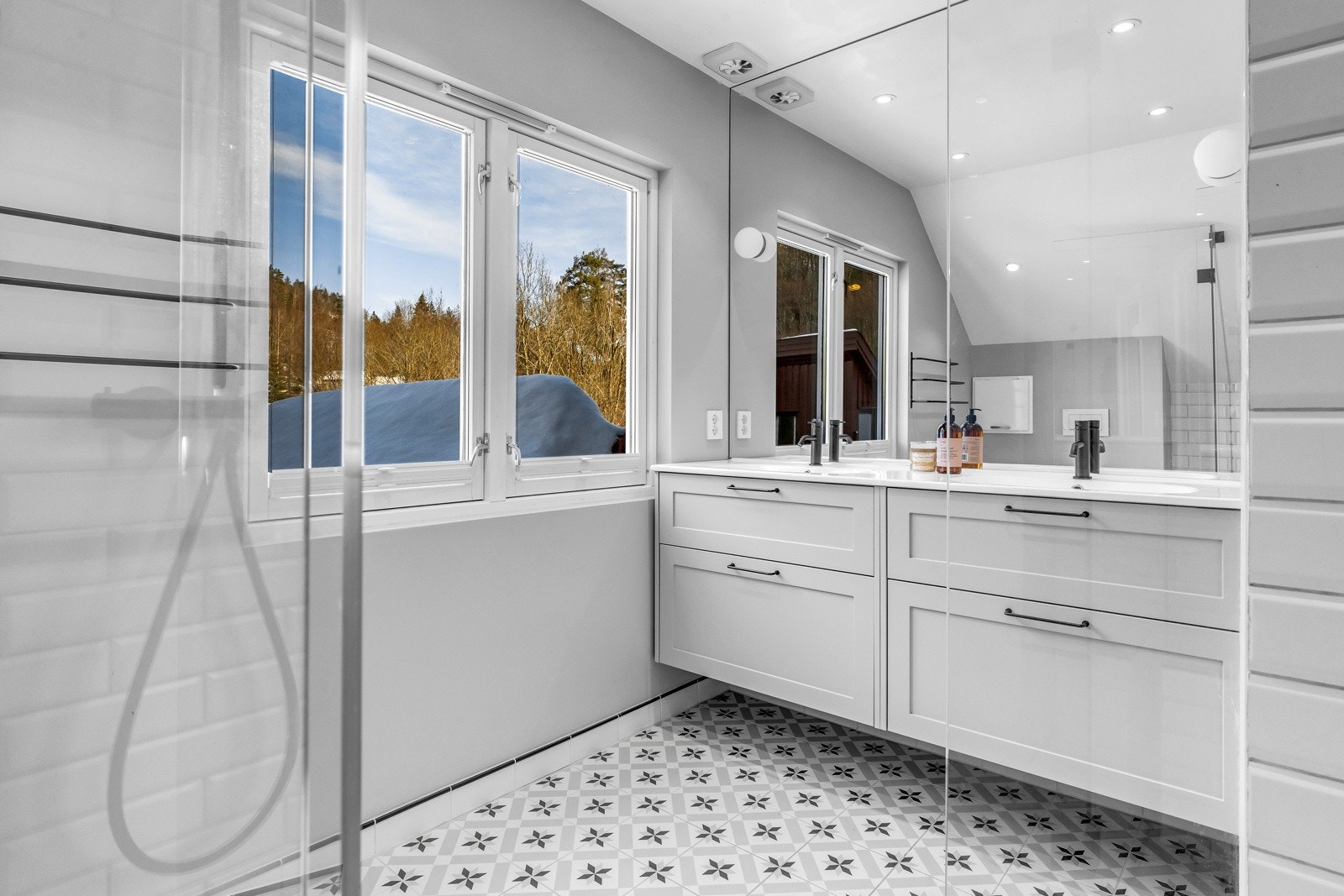 Bad. 2.etg Galleribilde