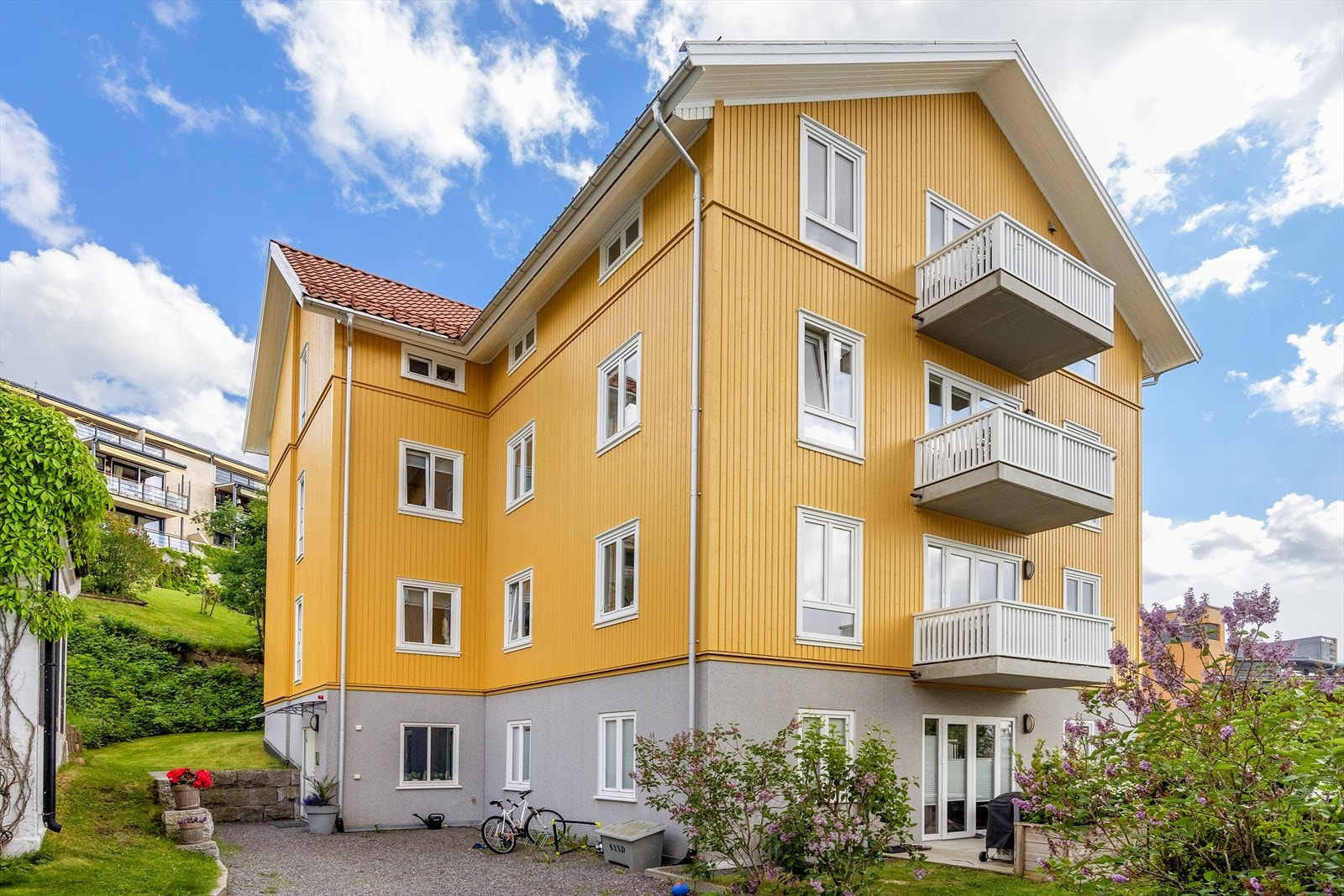 Leiligheten ligger i et sjarmerende bygg. Galleribilde