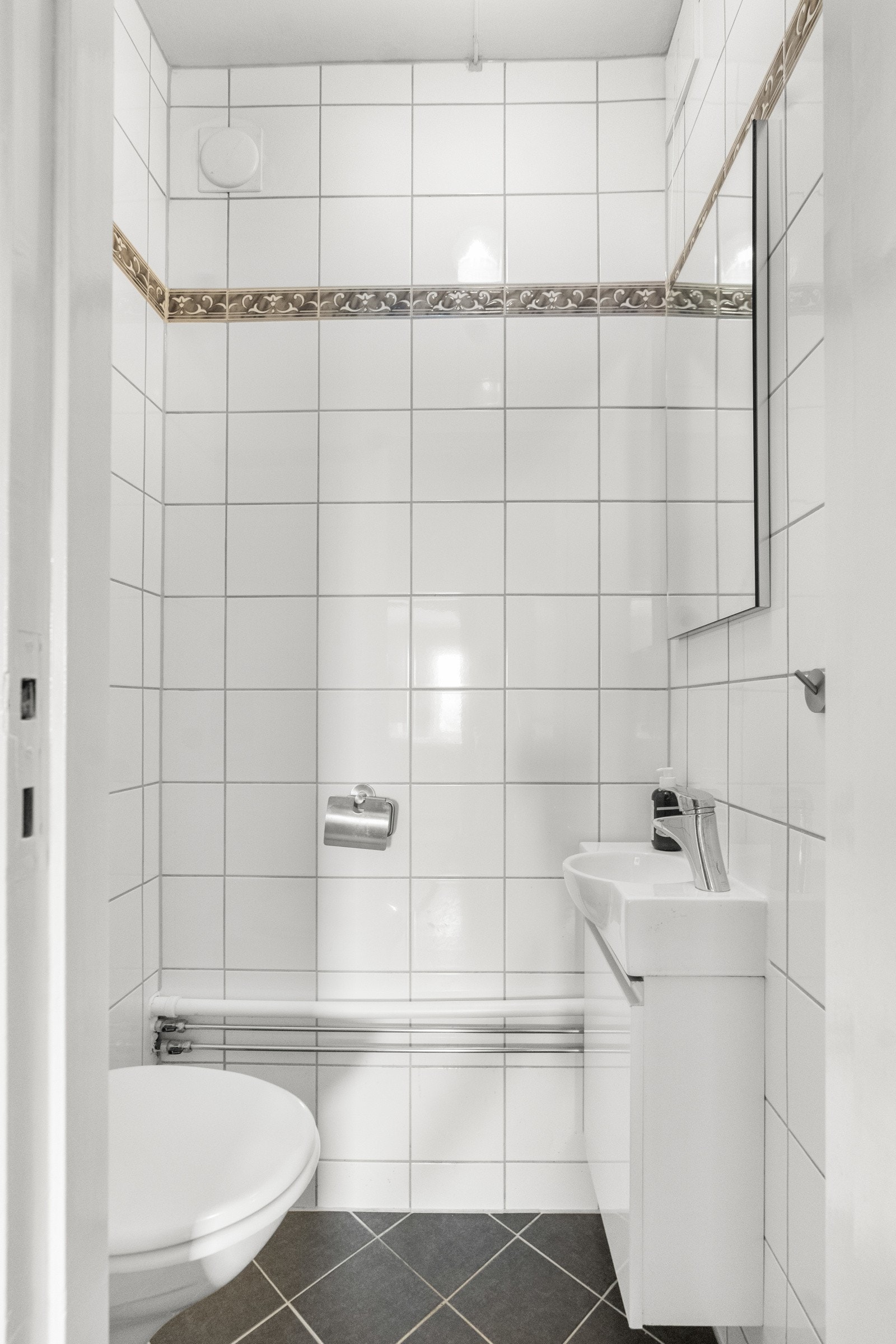 Boligen har et separat toalettrom. Galleribilde