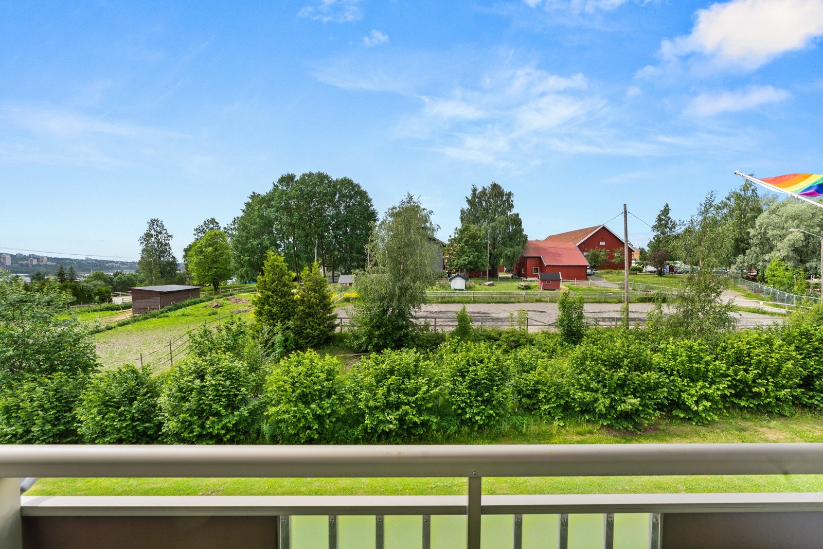 Flott utsikt. Galleribilde