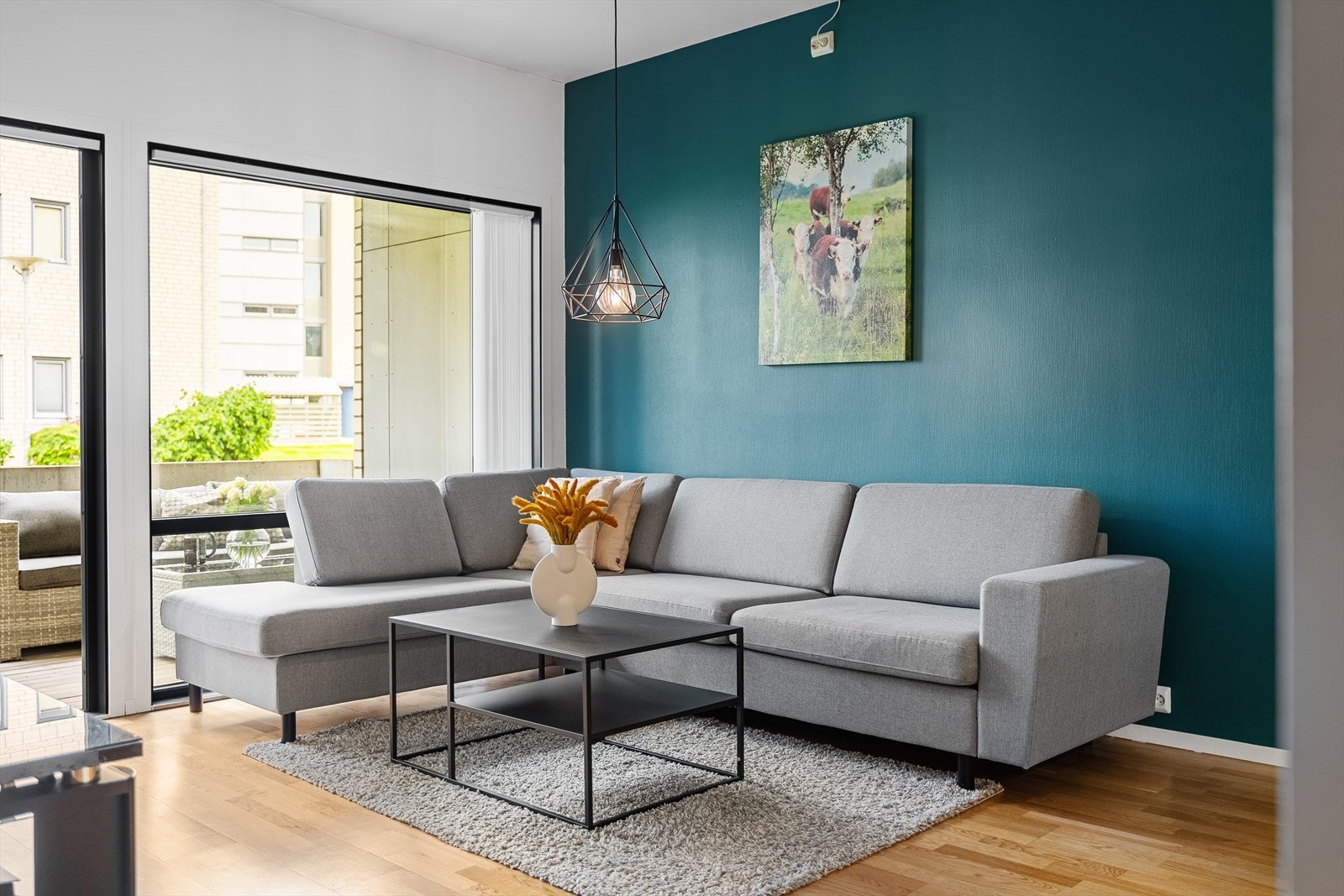 Flott og lys leilighet med populær beliggenhet på Mariero. Galleribilde