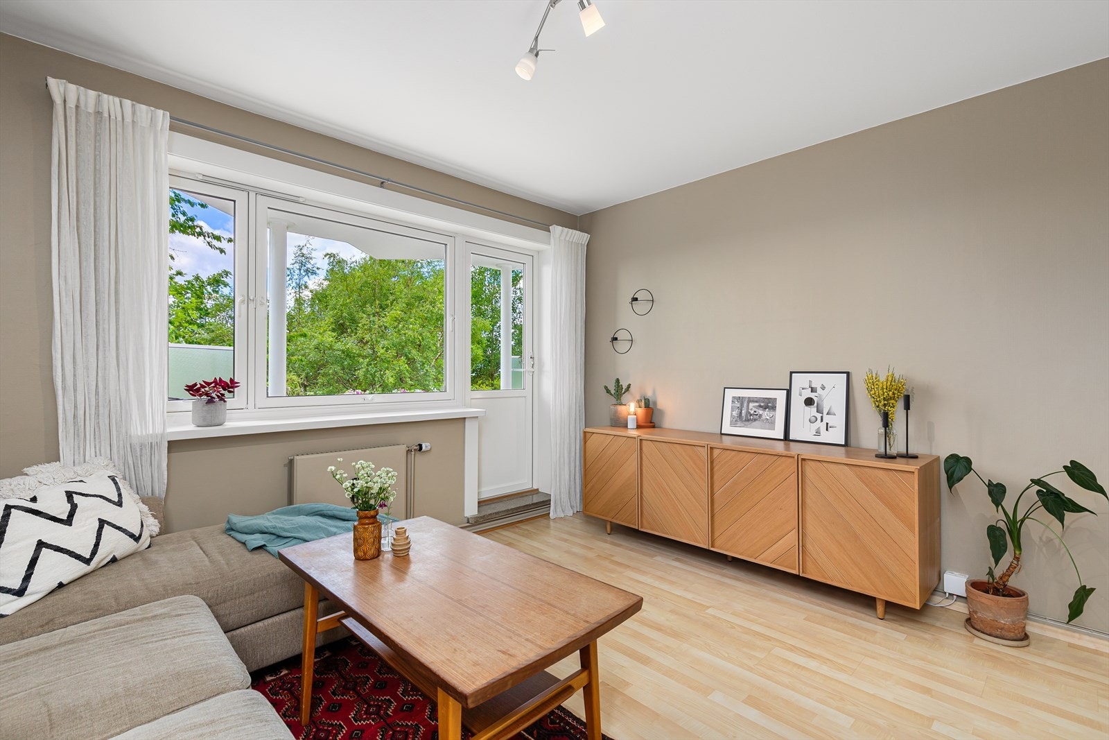 Leiligheten har generell god standard og svært god planløsning Galleribilde