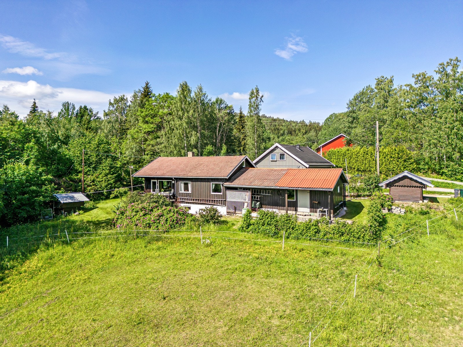 Frem eiendomsmegling v/Kristoffer Løvlie har gleden av å presentere Follestadveien 36 - Velkommen til visning! Galleribilde