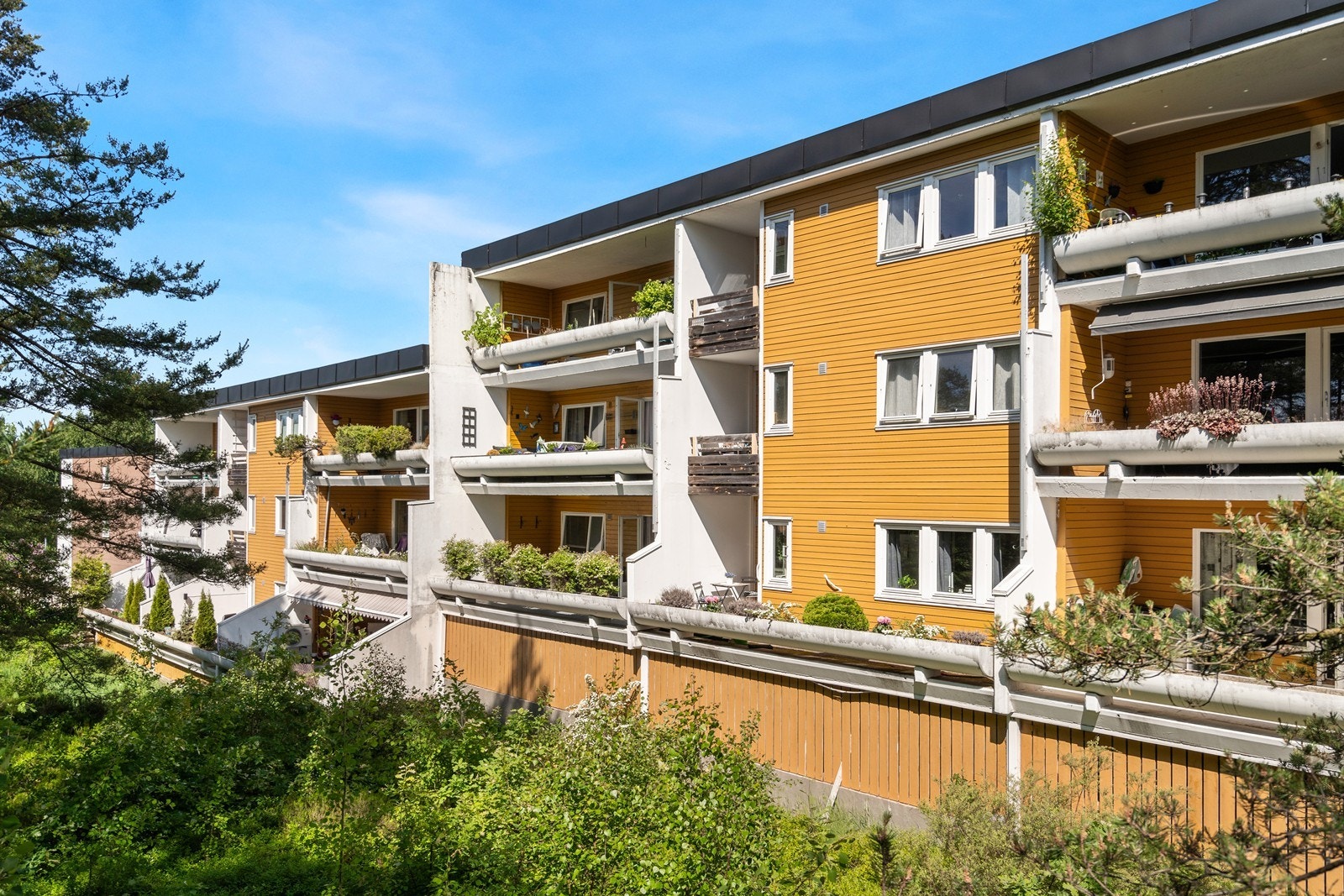 Leiligheten ligger i et populært boområde og har en trappefri adkomst Galleribilde