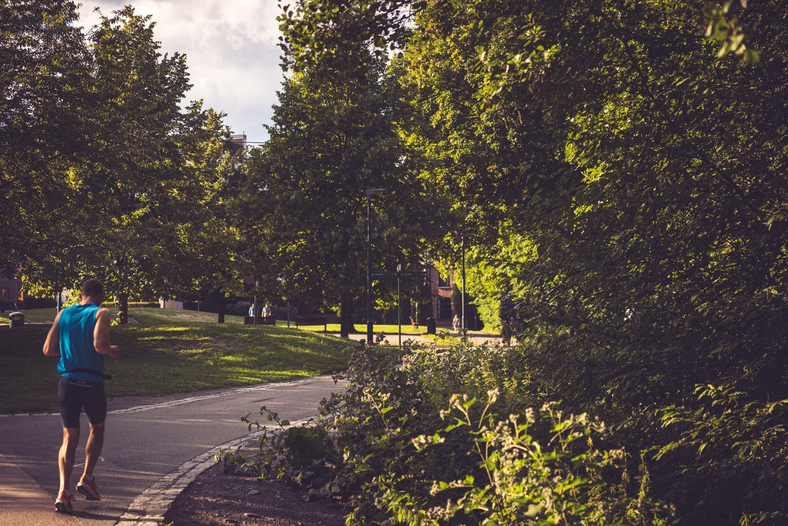 Bydelen kan stolt skilte med et meget godt kollektivtilbud, forlokkende byliv, spennende shopping og idylliske parkanlegg. Selv om området er meget sentralt, er det likevel rolig og barnevennlig. Galleribilde