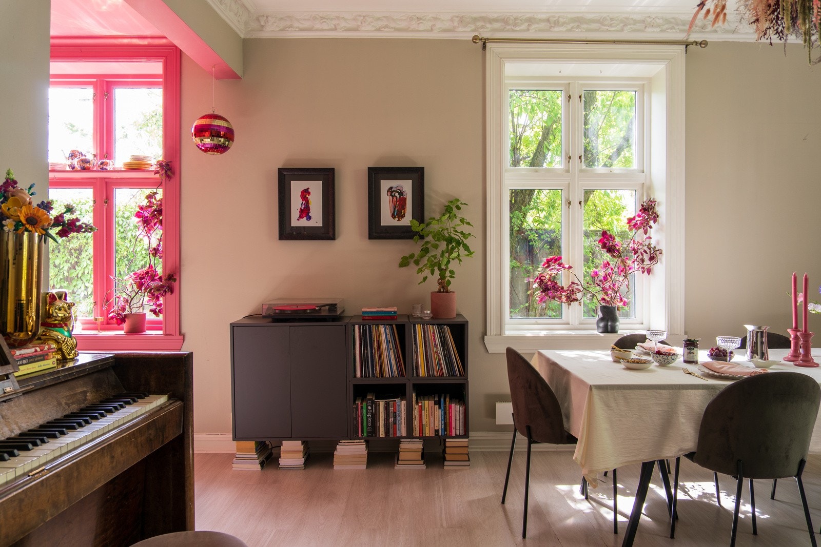 Den åpne løsningen legger til rette for et sosialt miljø og skaper god oversikt. Galleribilde