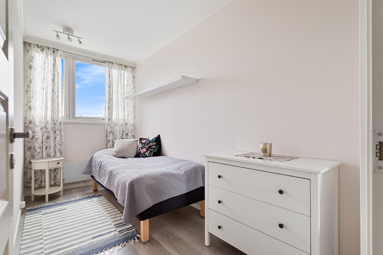 Soverom 2 på 7m². Galleribilde