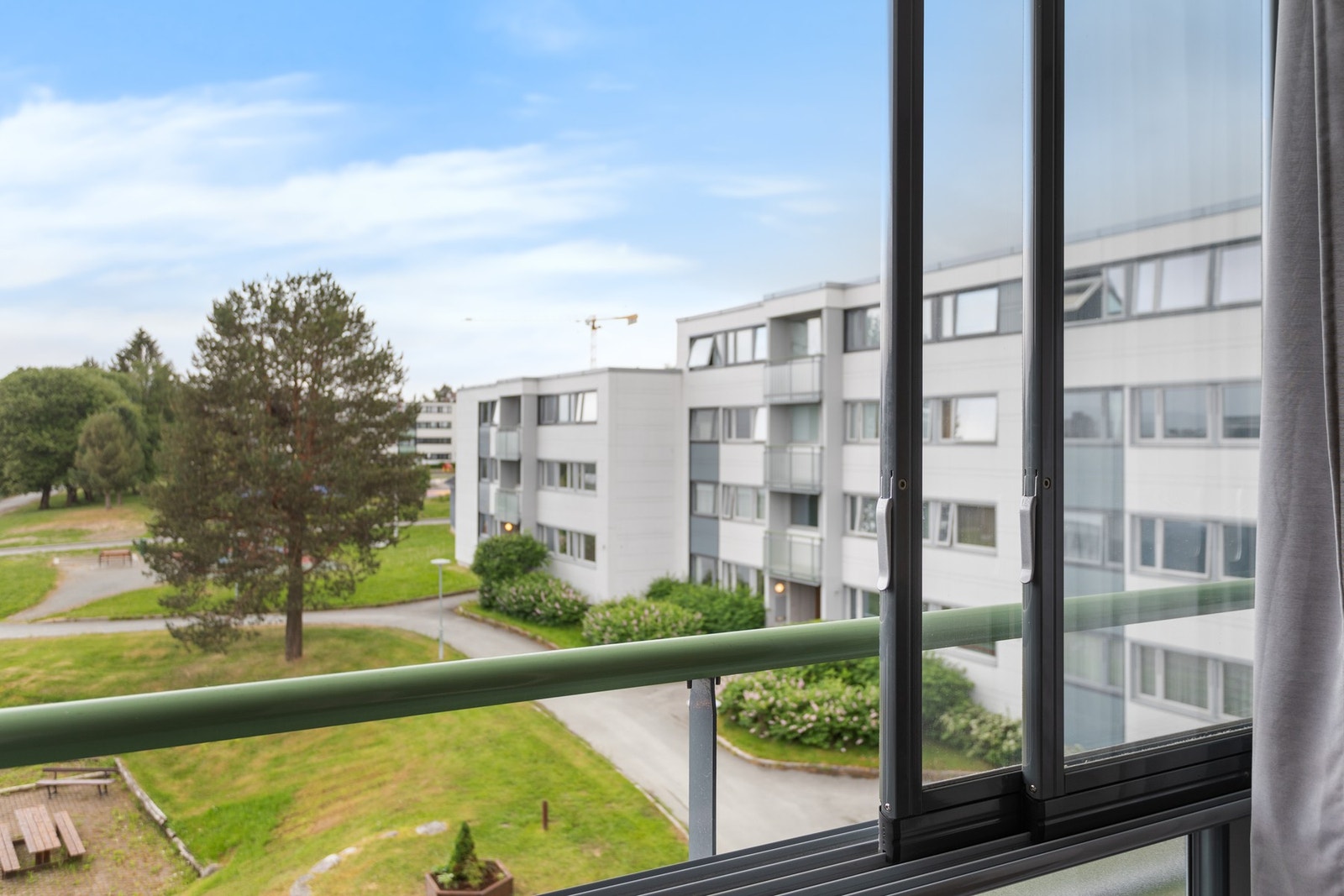 Balkongvinduene kan åpnes opp. Galleribilde