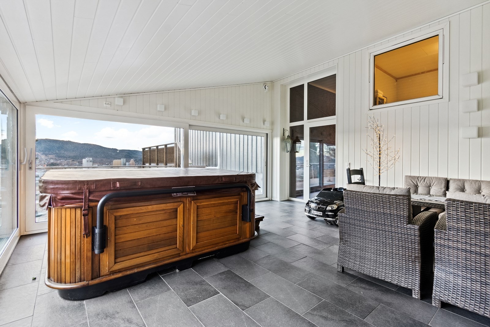 Vinterhage/stue Galleribilde