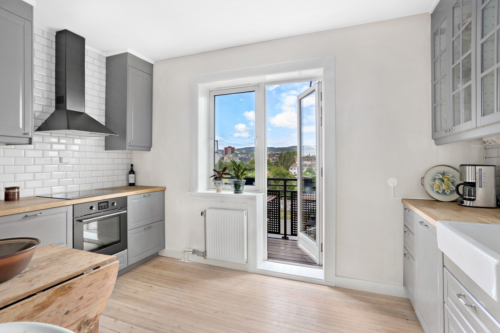 Herlig, separat kjøkken fra 2014. Galleribilde