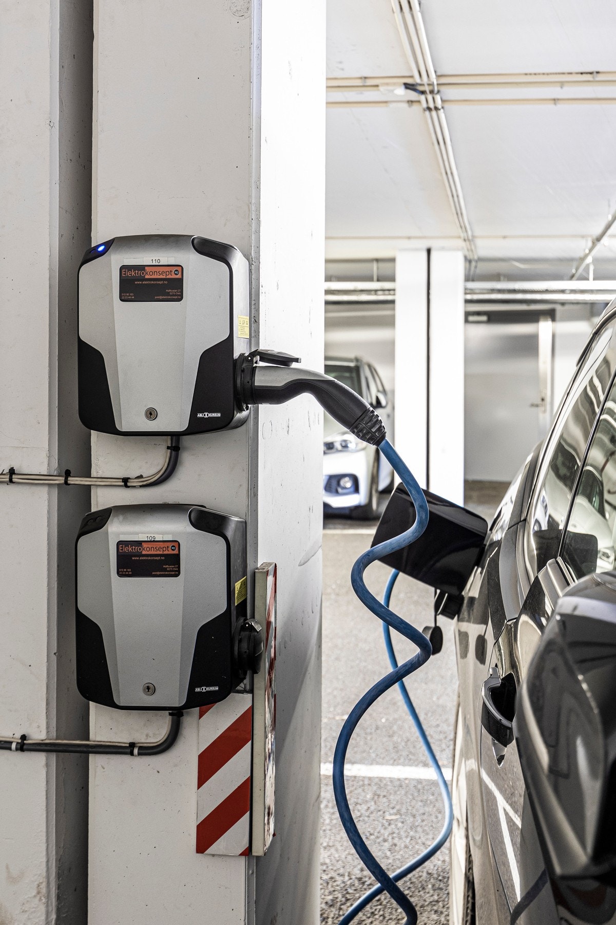 Det er lader på plassen. Galleribilde