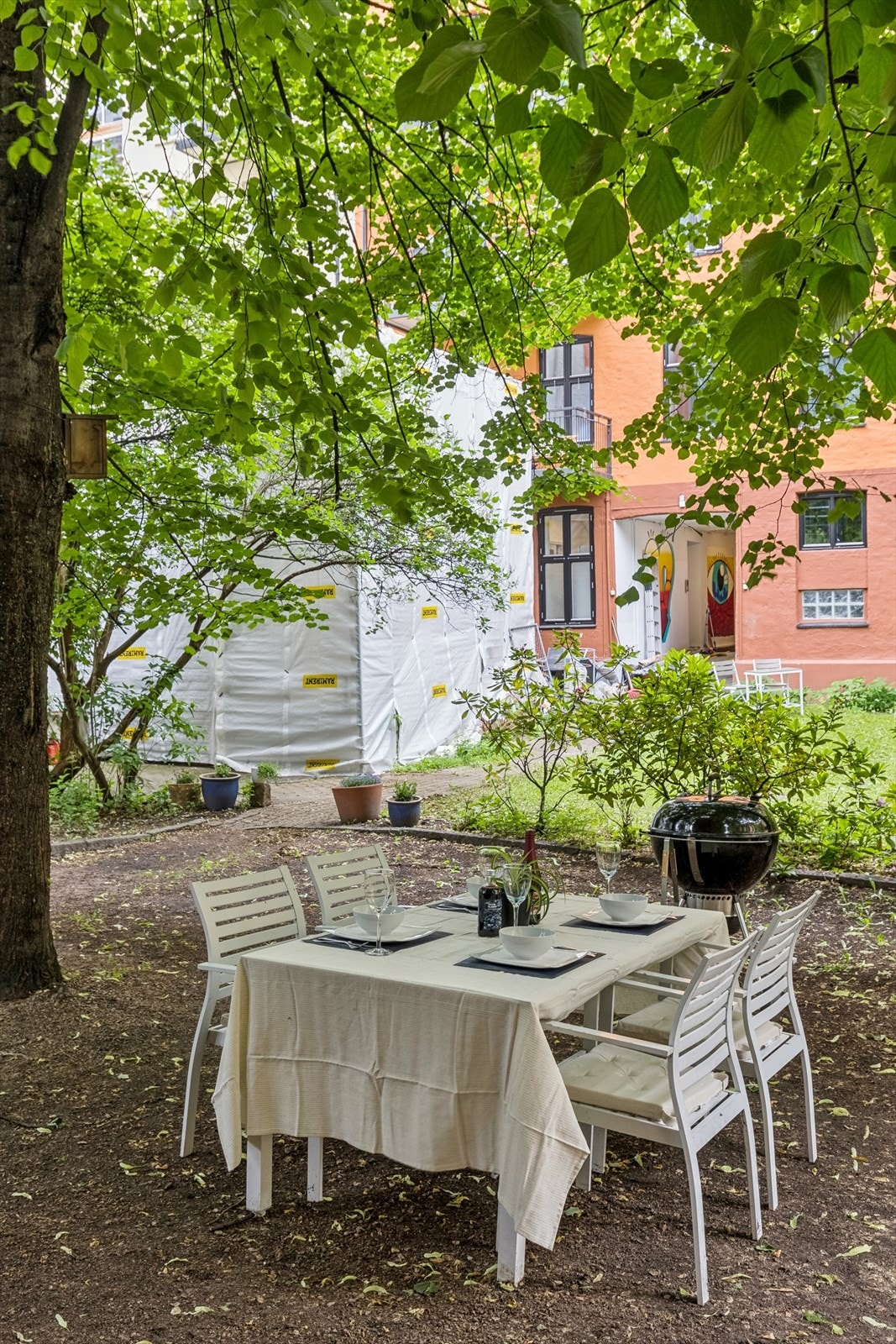 Sommerdager kan man tilbringe i bakgården. Galleribilde