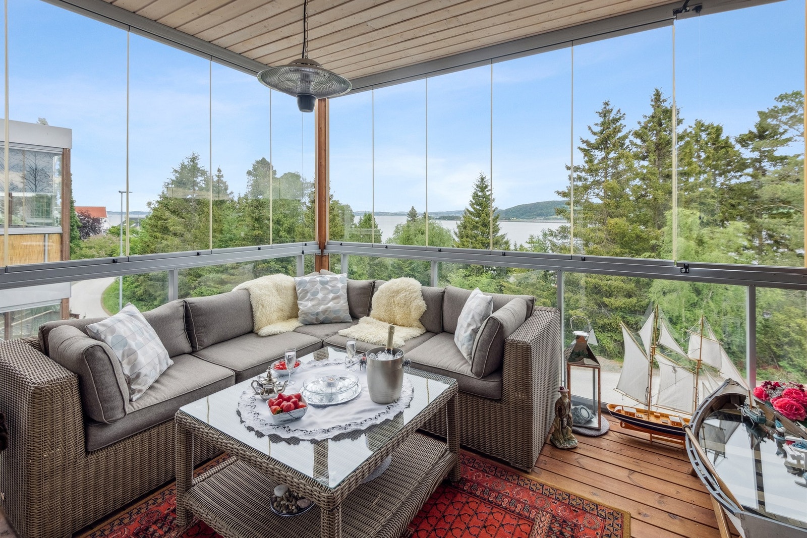 Her kan man nyte utsikten uansett vær. Galleribilde