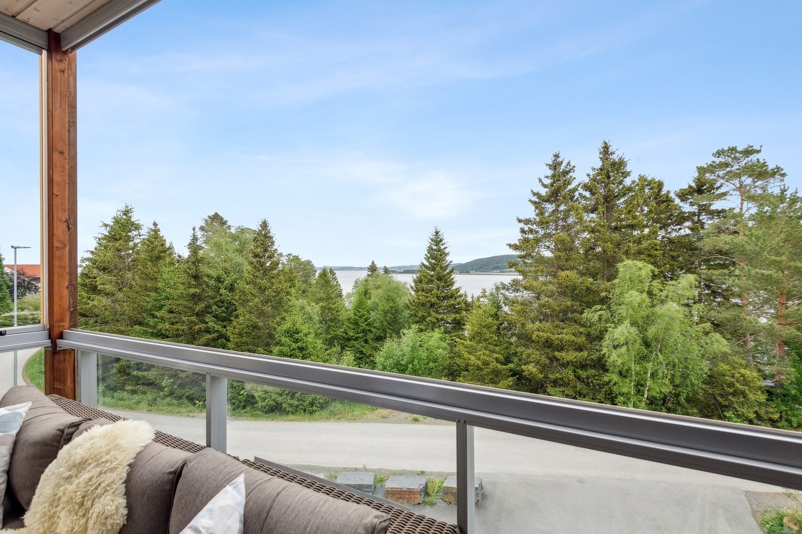 Utsikt fra veranda. Galleribilde