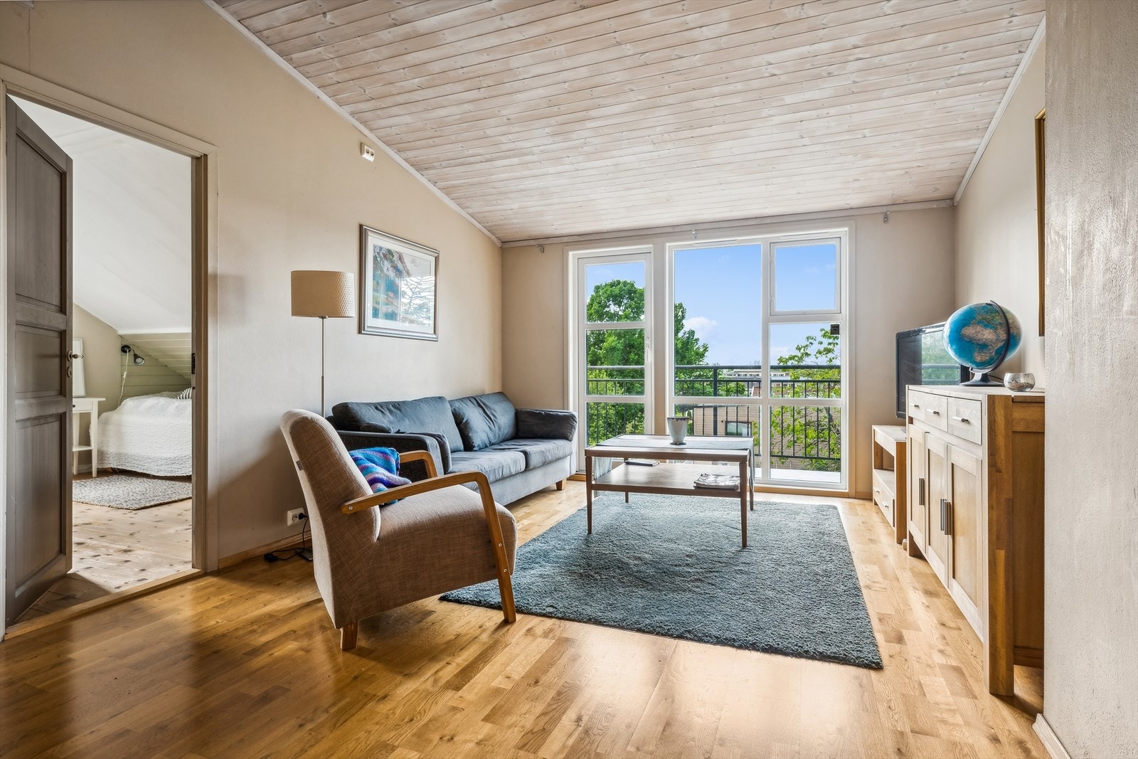 Loftstuen i 2. etasje. Perfekt som TV-stue eller lekerom. Galleribilde