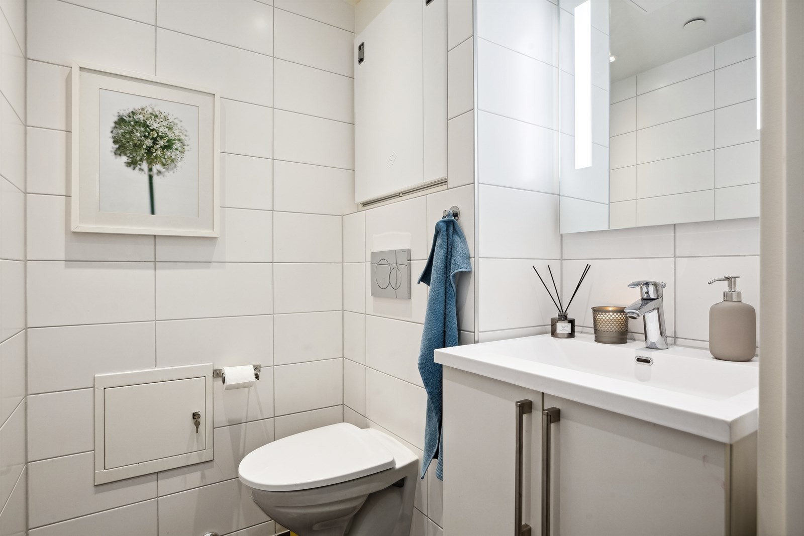 Et ekstra toalettrom i gangen er svært praktisk Galleribilde