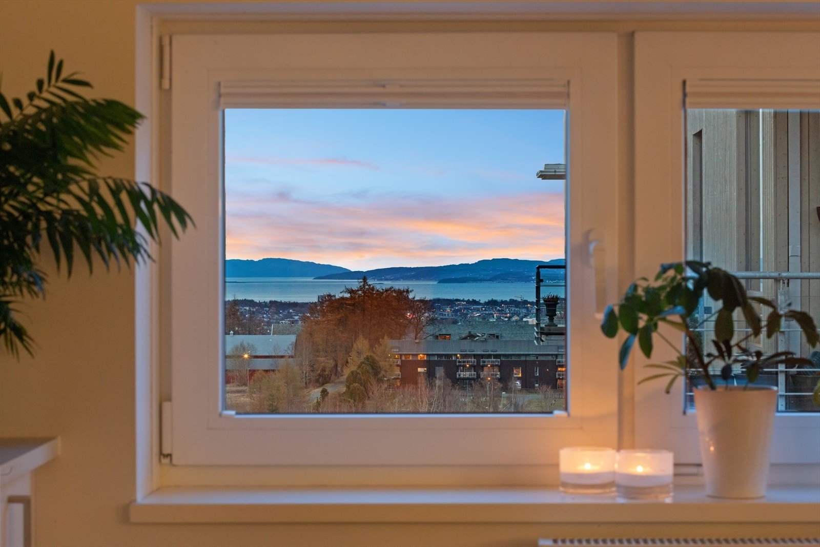 Heimdal Eiendomsmegling v/Brage Trondsen Bjørgan ønsker velkommen til Midelfarts veg 50 Galleribilde