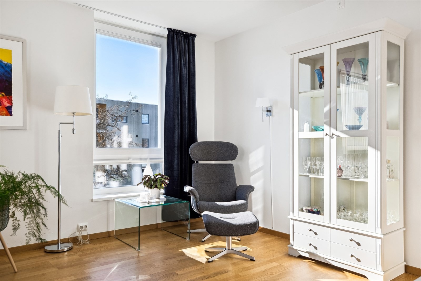 Om man har behov for flere soverom, kan man sette opp en lettvegg og benytte dette arealet som et tredje soverom Galleribilde