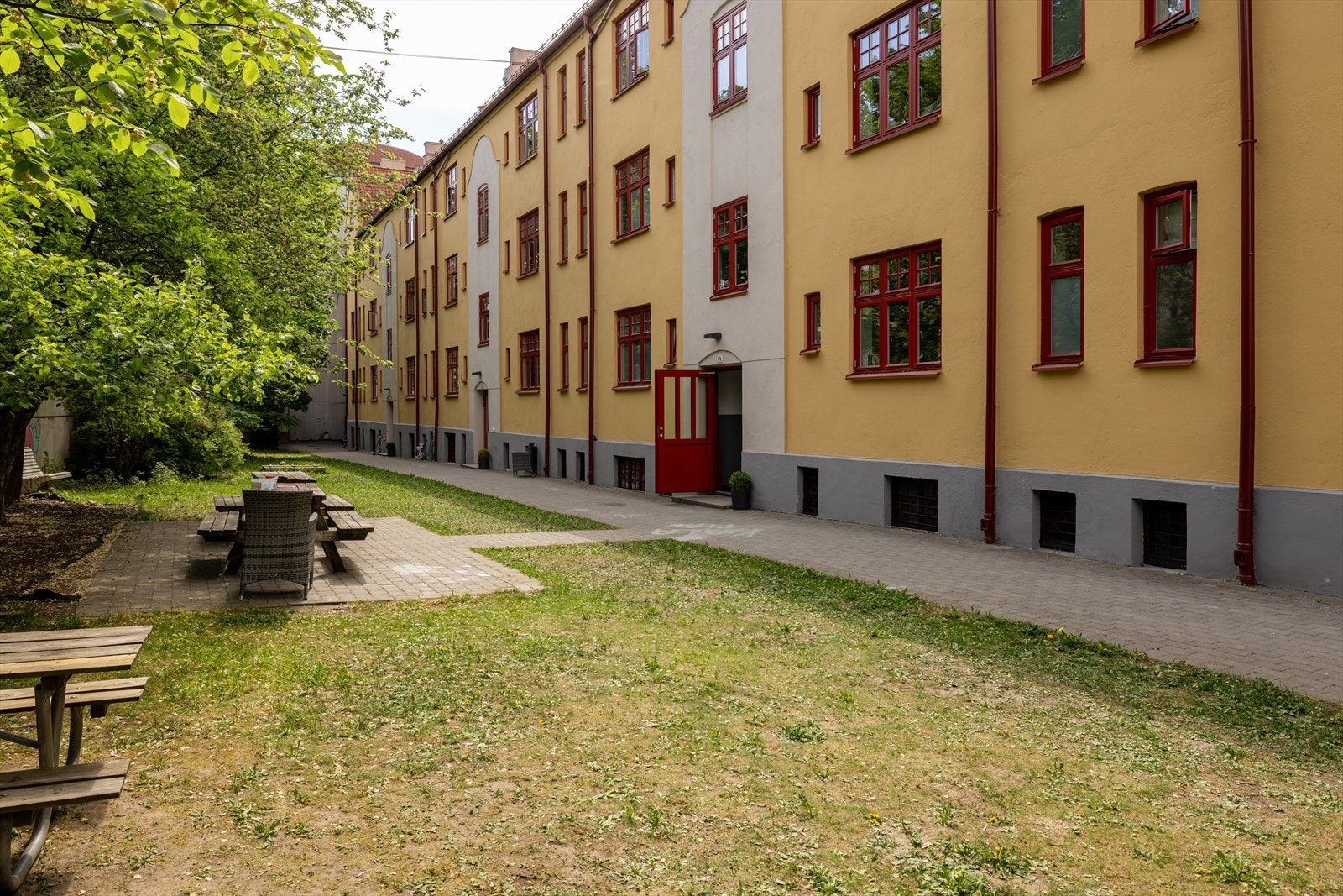 Fellesområdene er flott opparbeidet med sittebenker. Galleribilde