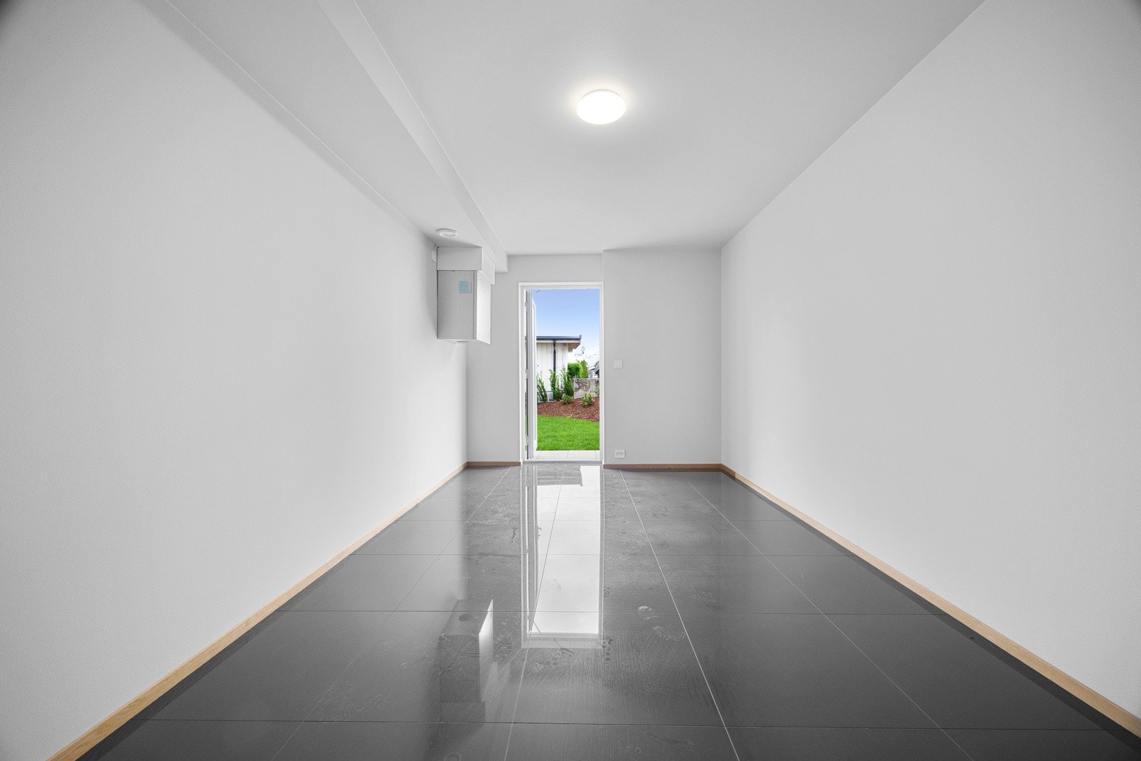 Boligen har også en bod med utvendig inngang på 16 kvm. Galleribilde