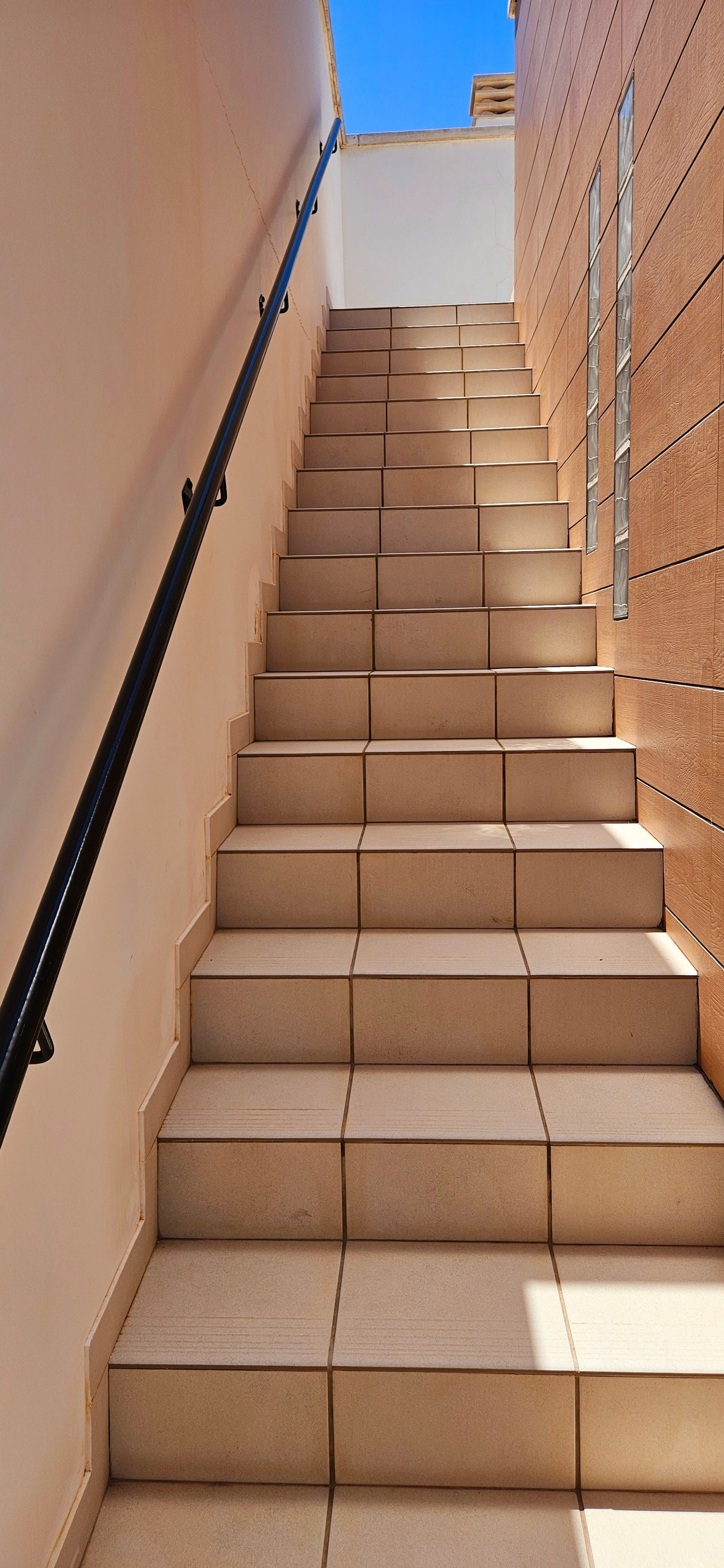 Trapp opp til takterrasse Galleribilde