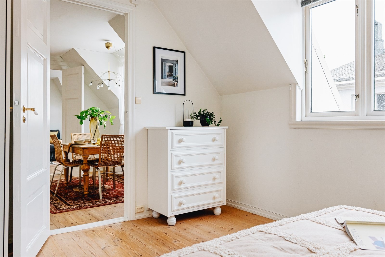 Det er god plass til å innrede med dobbeltseng, nattbord og garderobeløsning. Galleribilde