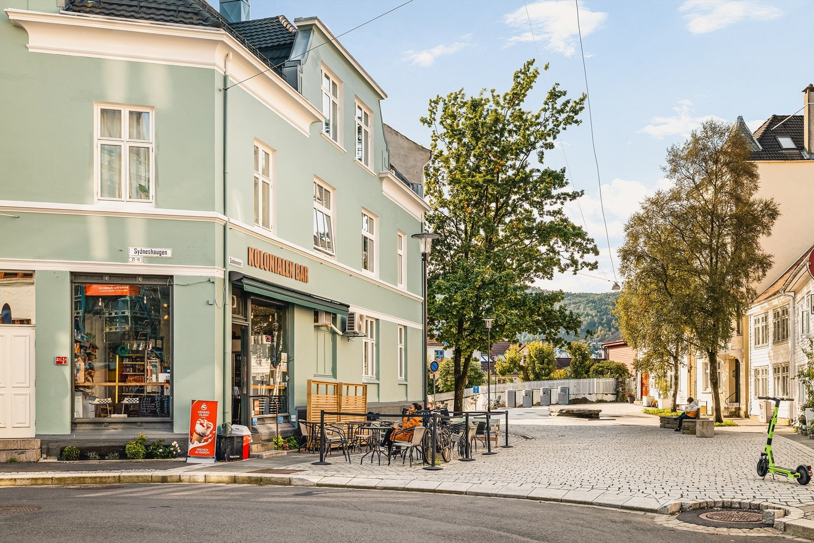I nærområdet finner man nydelige turstier i Fjellveien, Fløyen, Ulriken og store Lungegårdsvannet. Galleribilde