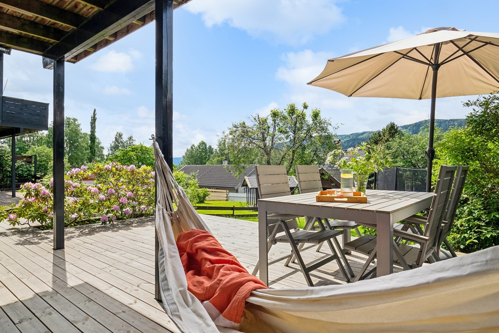 Stor terrasse på hele 43 kvm. Galleribilde