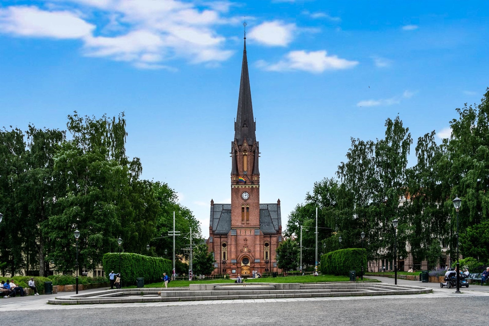 Nærområdet - Paulus plass er nærmeste rekreasjonsområde og ligger ca 20 meter fra inngangsdøra. Galleribilde