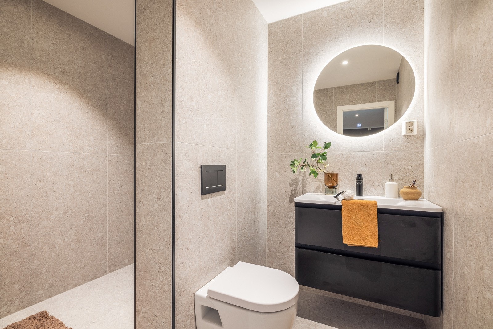 Badet er svært delikat på 5.2m² Galleribilde