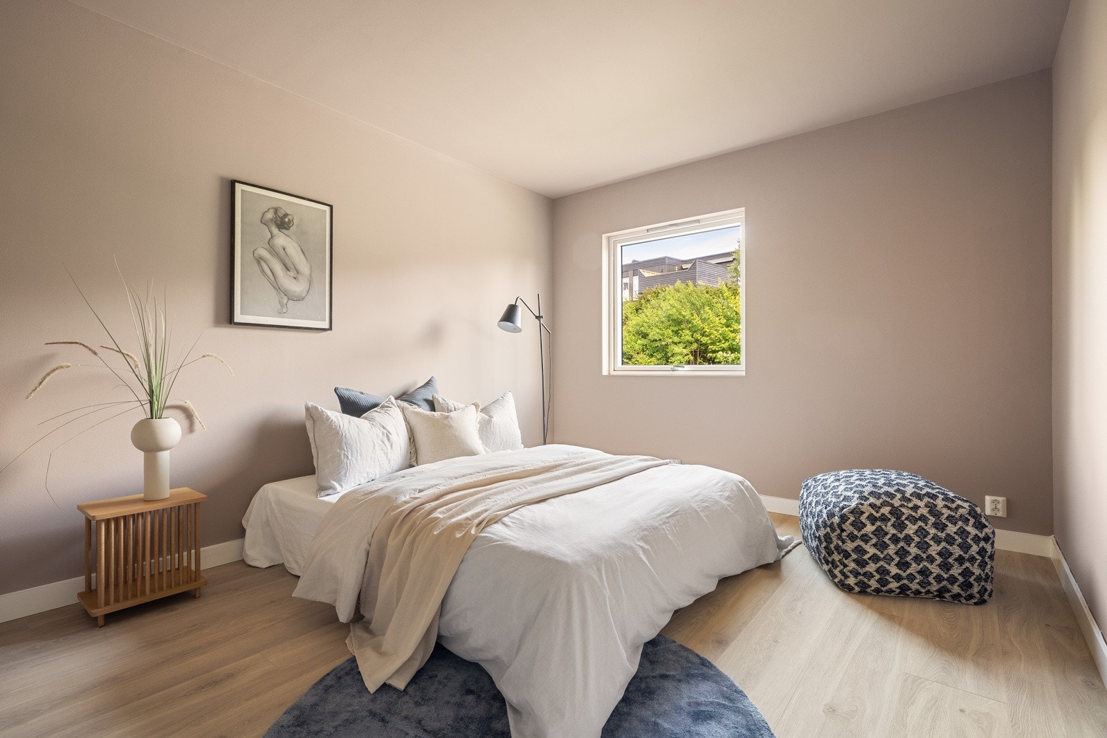 På alle rommene er det plass til ønsket seng og garderobeløsninger Galleribilde