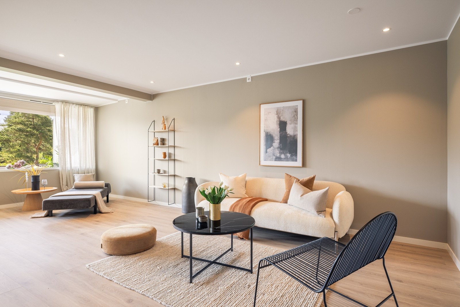 Stuen måler hele 45 m² Galleribilde