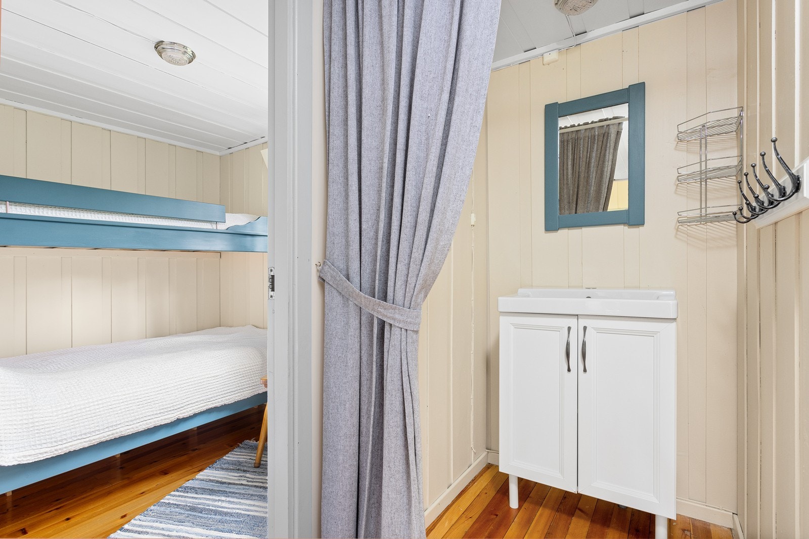 I enden av soveromsgangen er det en liten stellekrok. Galleribilde