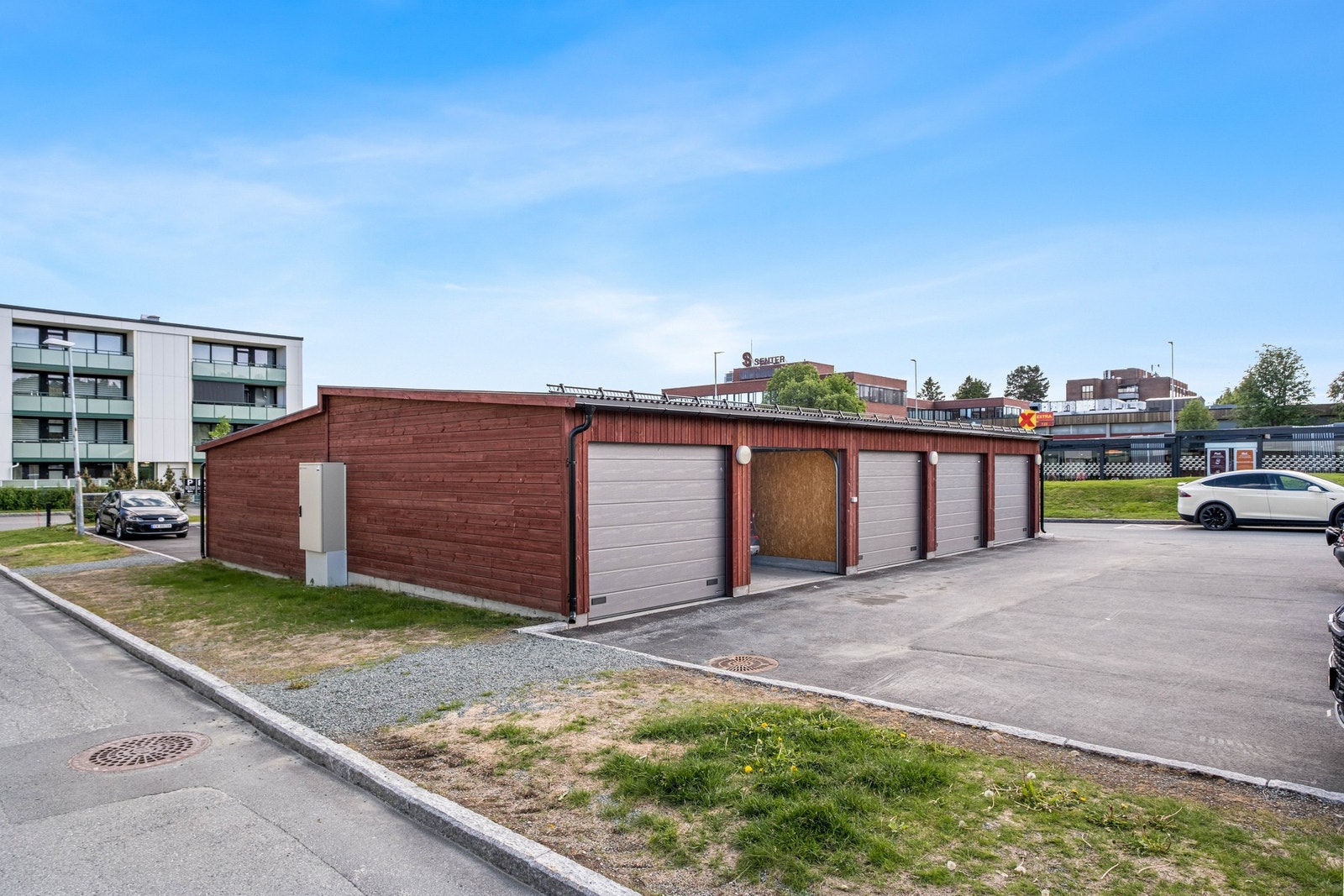 Se punkt under parkeringsforhold i salgsoppgaven. Galleribilde