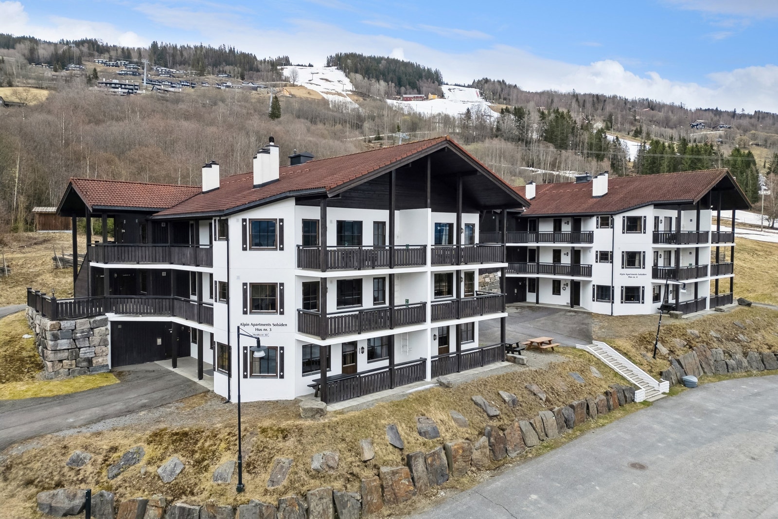 Innholdsrik leilighet i Nordlia 53E. Hafjell Apartments har en unik arkitektur i norsk sammenheng, bygget for å gi deg den gode alpefølelsen. Galleribilde